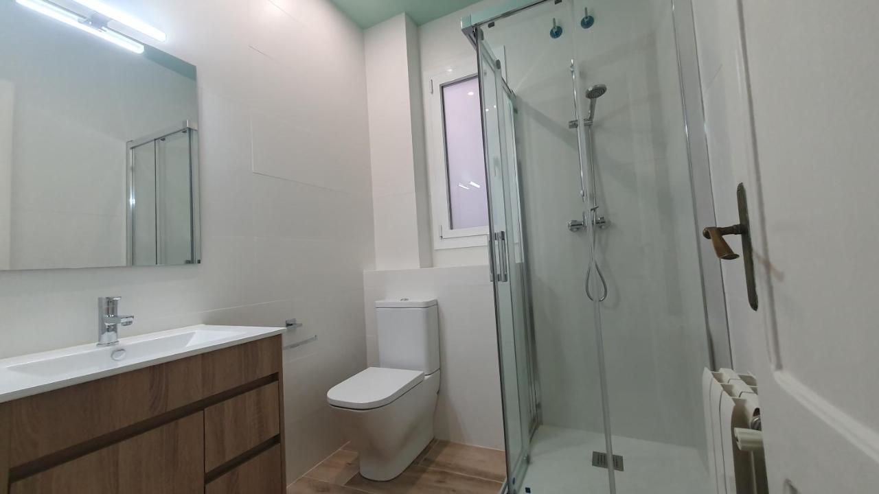 Apartamento Nuevo En Terrassa Centro Zewnętrze zdjęcie
